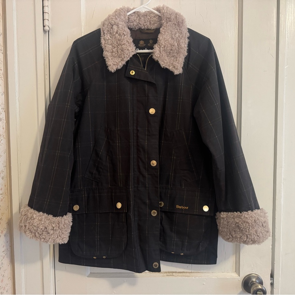 Barbour Dark grey Plaid waxed hunting jacket with Taupe Faux Shearling Trim